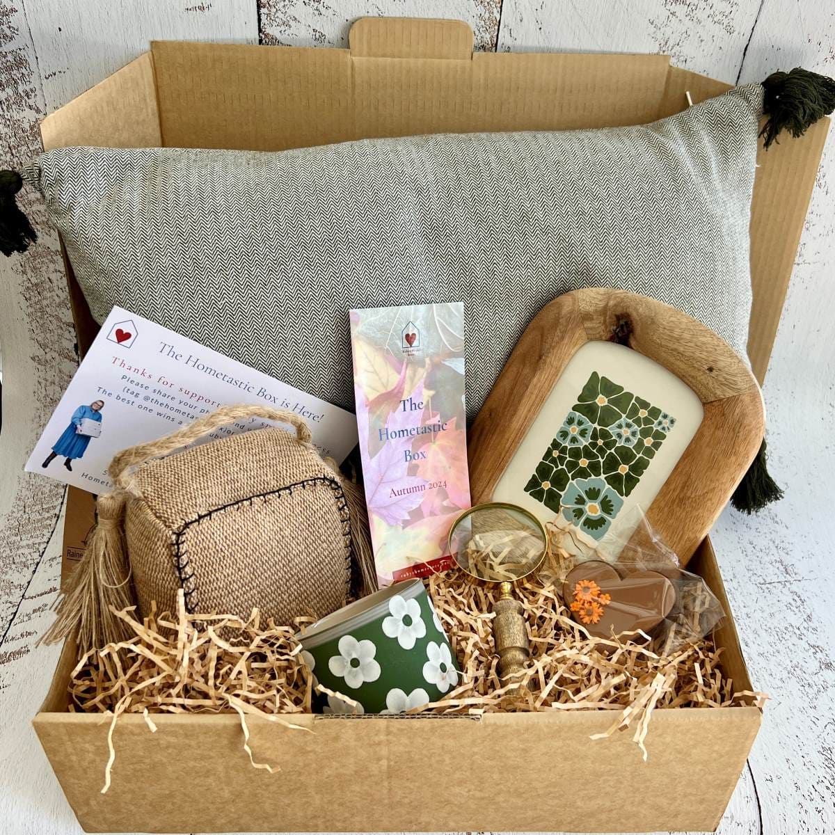 974-autumn-24-hometastic-box-web-17110090331916.jpg