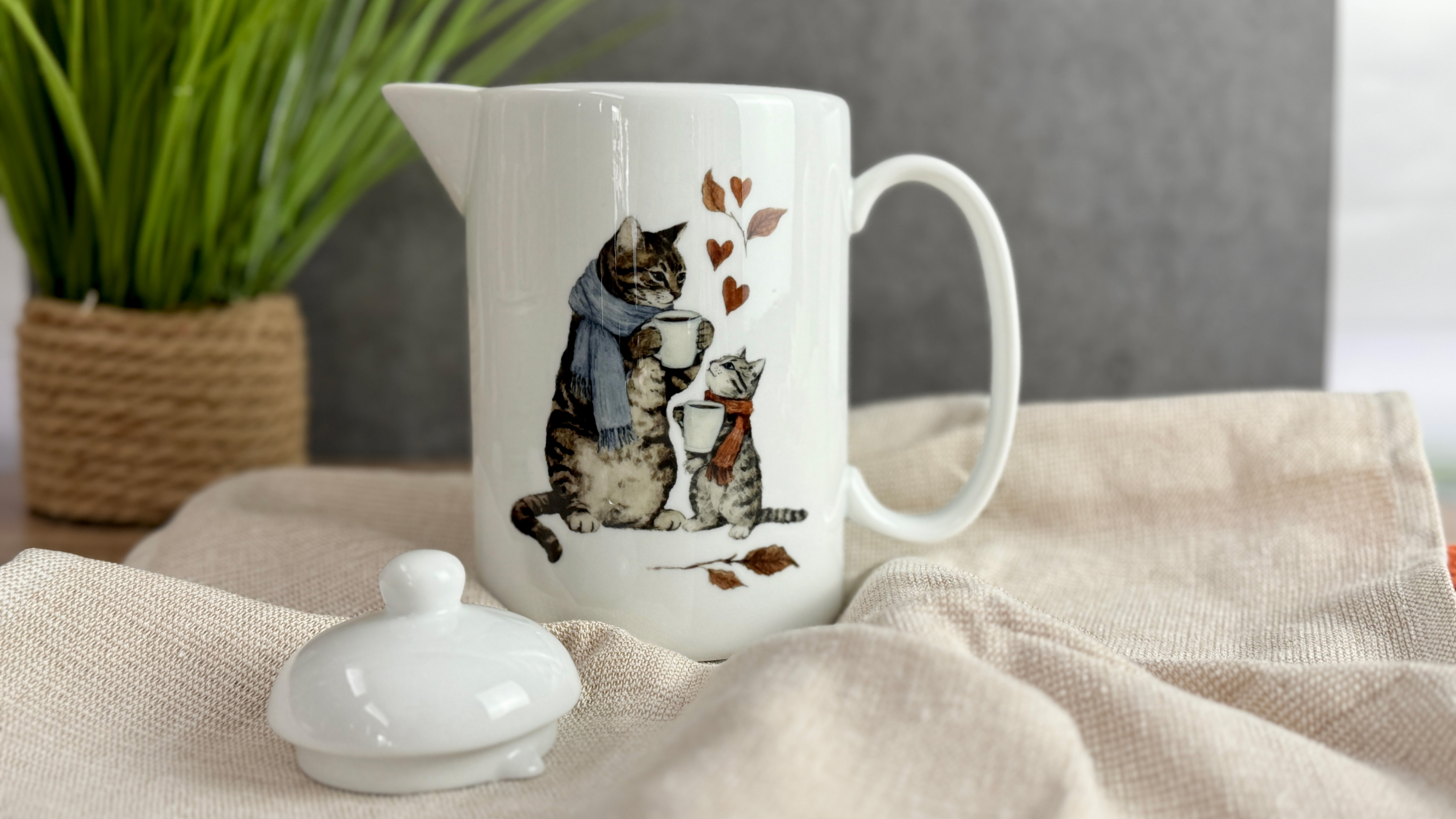 1407-teapot-tea-sipping-cats-for-subbly-17594414401589.jpg