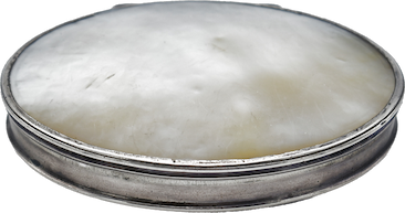 109-mother-of-pearl-silver-snuff-box-17582893589421.png