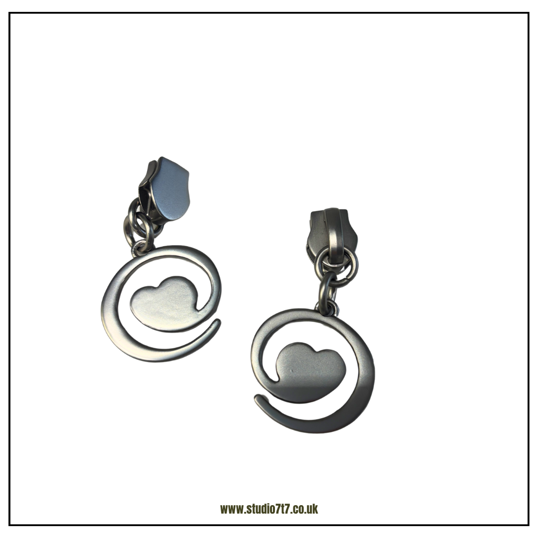 767-brushed-silver-heart-zipper-pulls-17881269935012.png