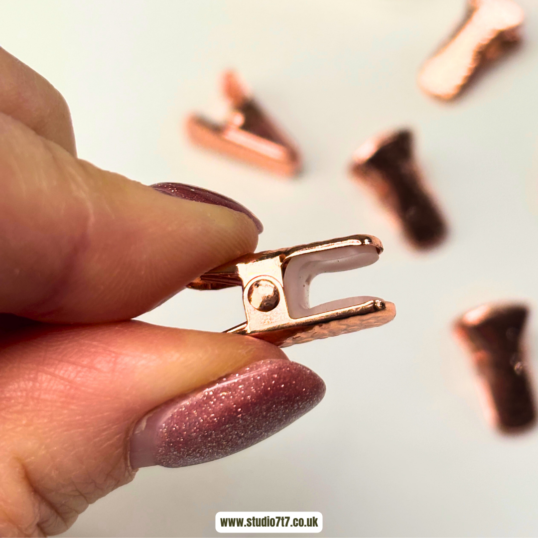 767-rose-gold-silicone-metal-clips-17881266443672.png