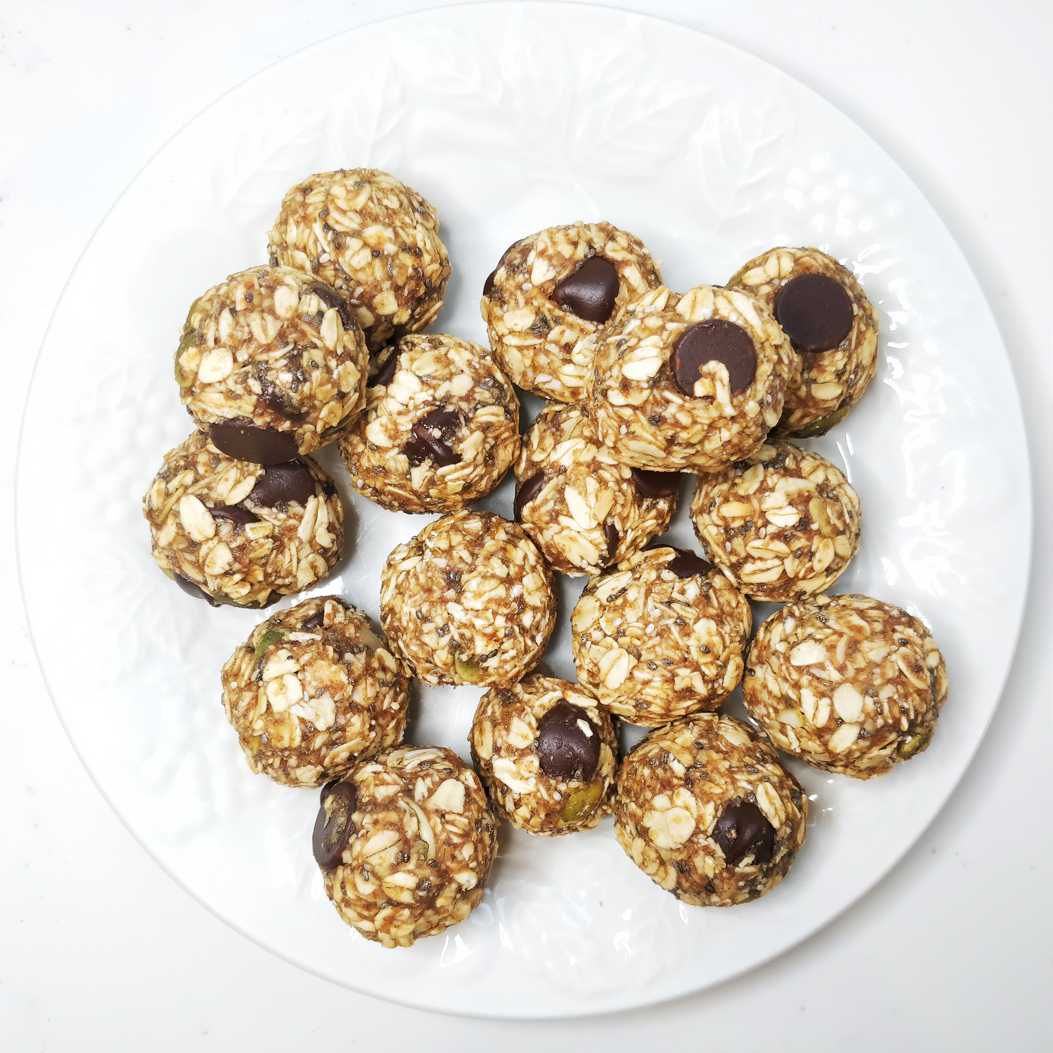 Peanut Butter Cup Energy Bites