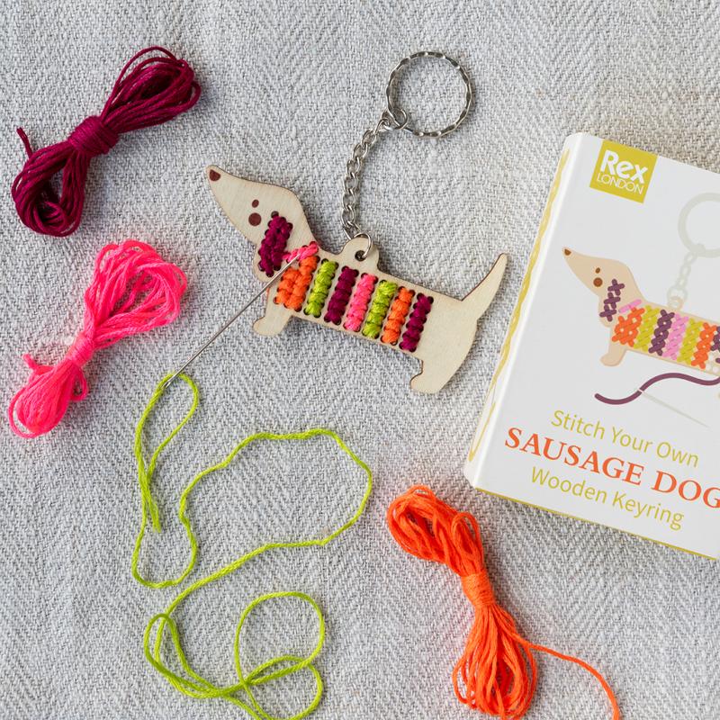 r386-31029-stitch-your-own-wooden-keyring-sausage-doglifestyle-17477450951967.jpg