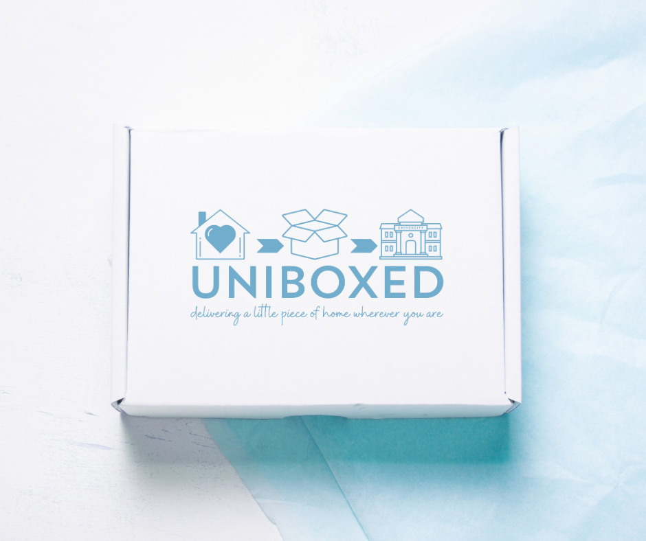 423-black-and-white-simple-packaging-mockup-facebook-post---9-17526719062665.png