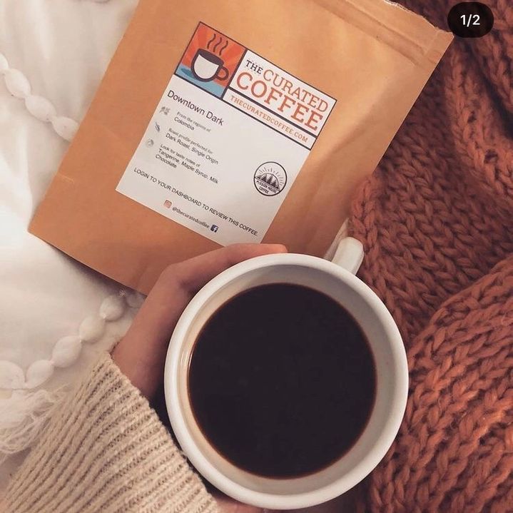 Instagram Influencer @coffeeshopgirlss