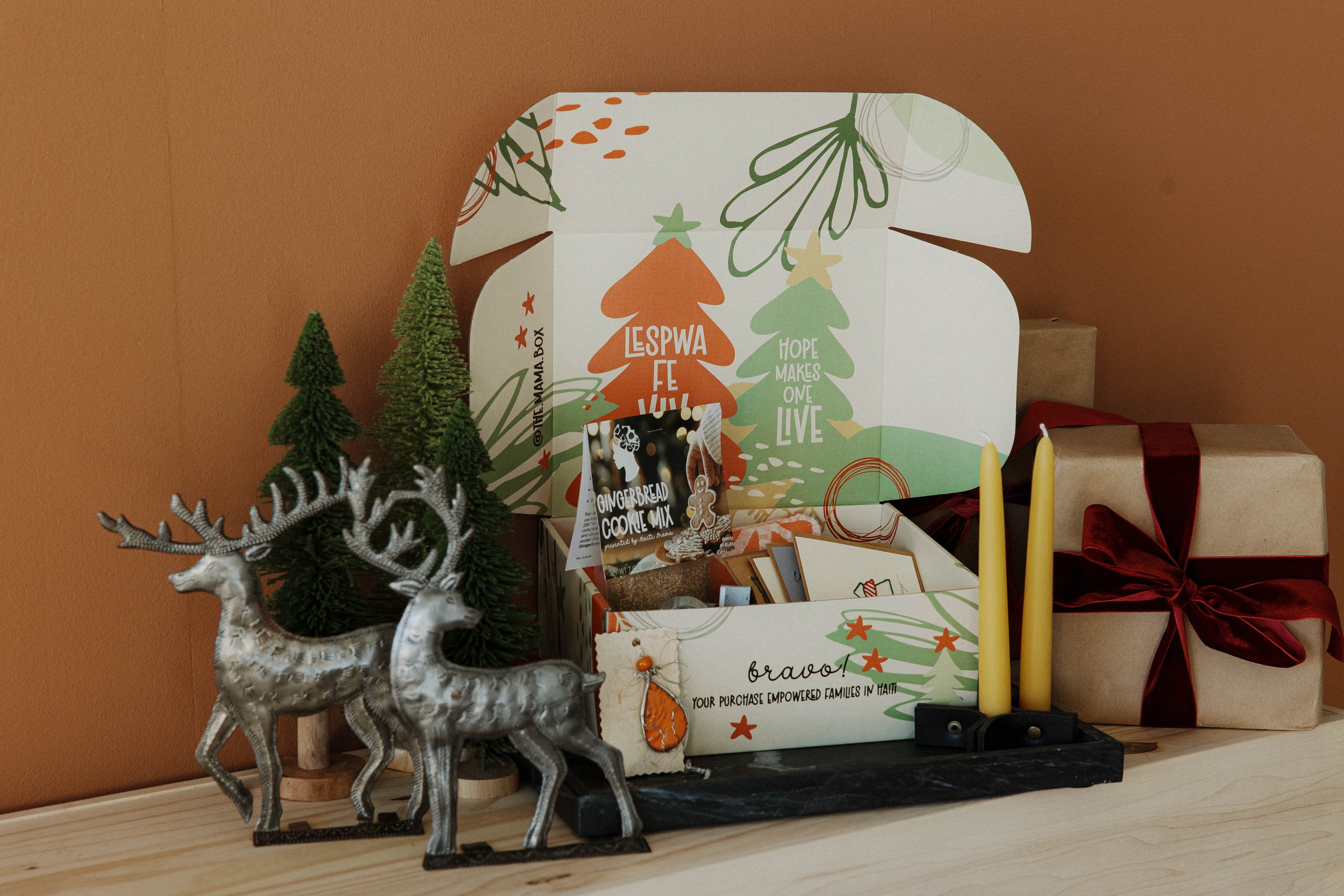 DECEMBER '24  December 2024 Box