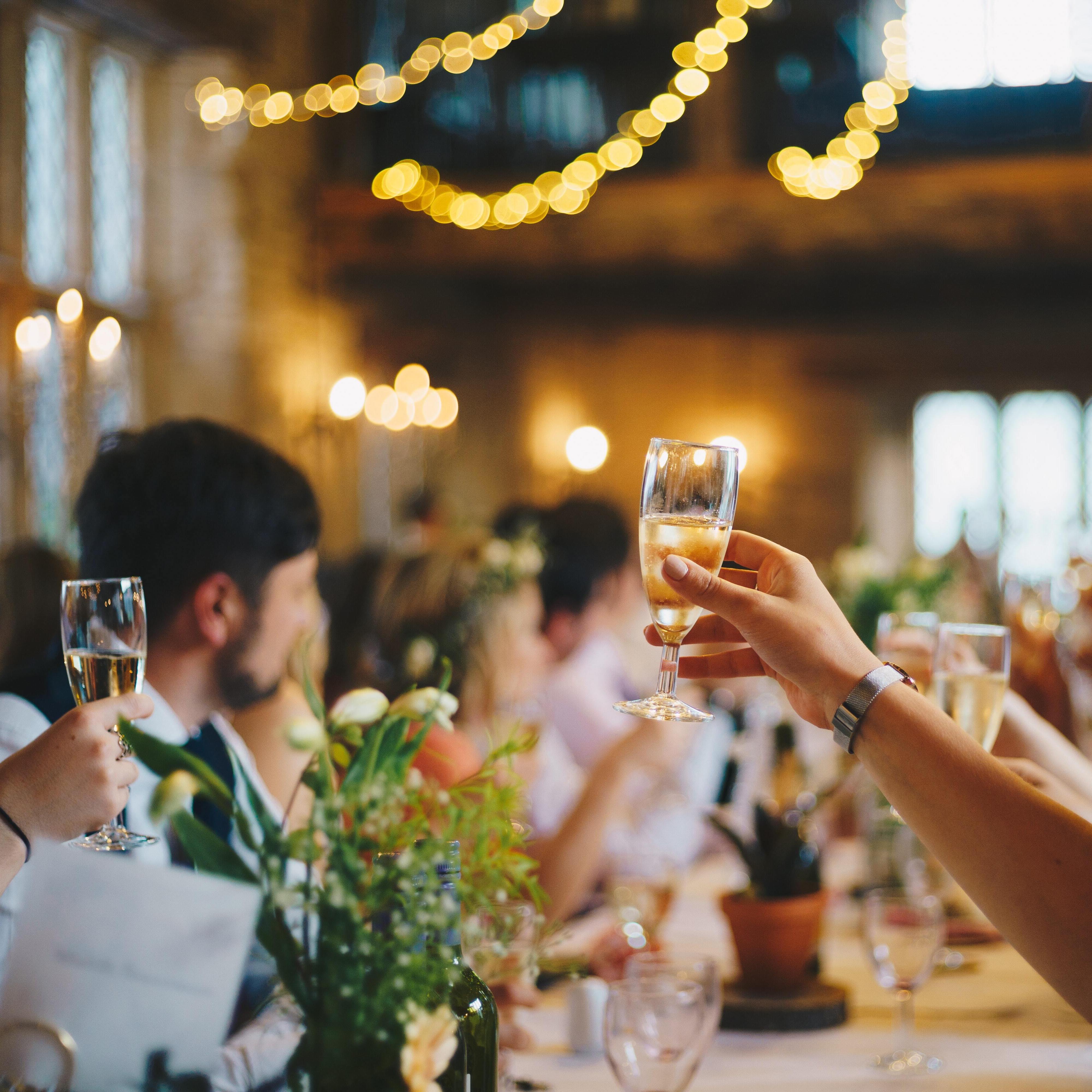 Why You Need a Zero-Proof Cocktail Hour on Your Wedding Day