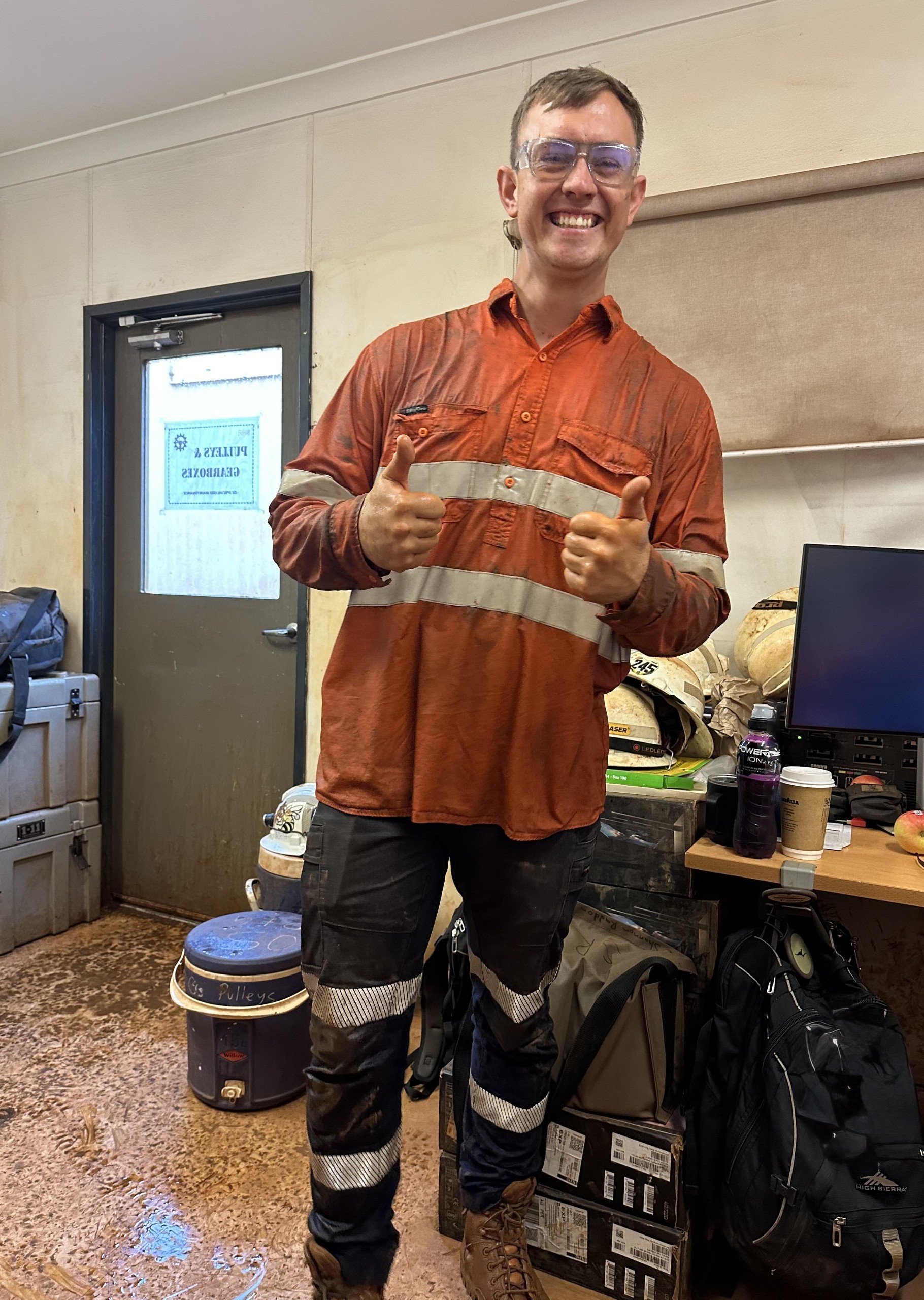 44018202560156-shane-17523292598876.jpg