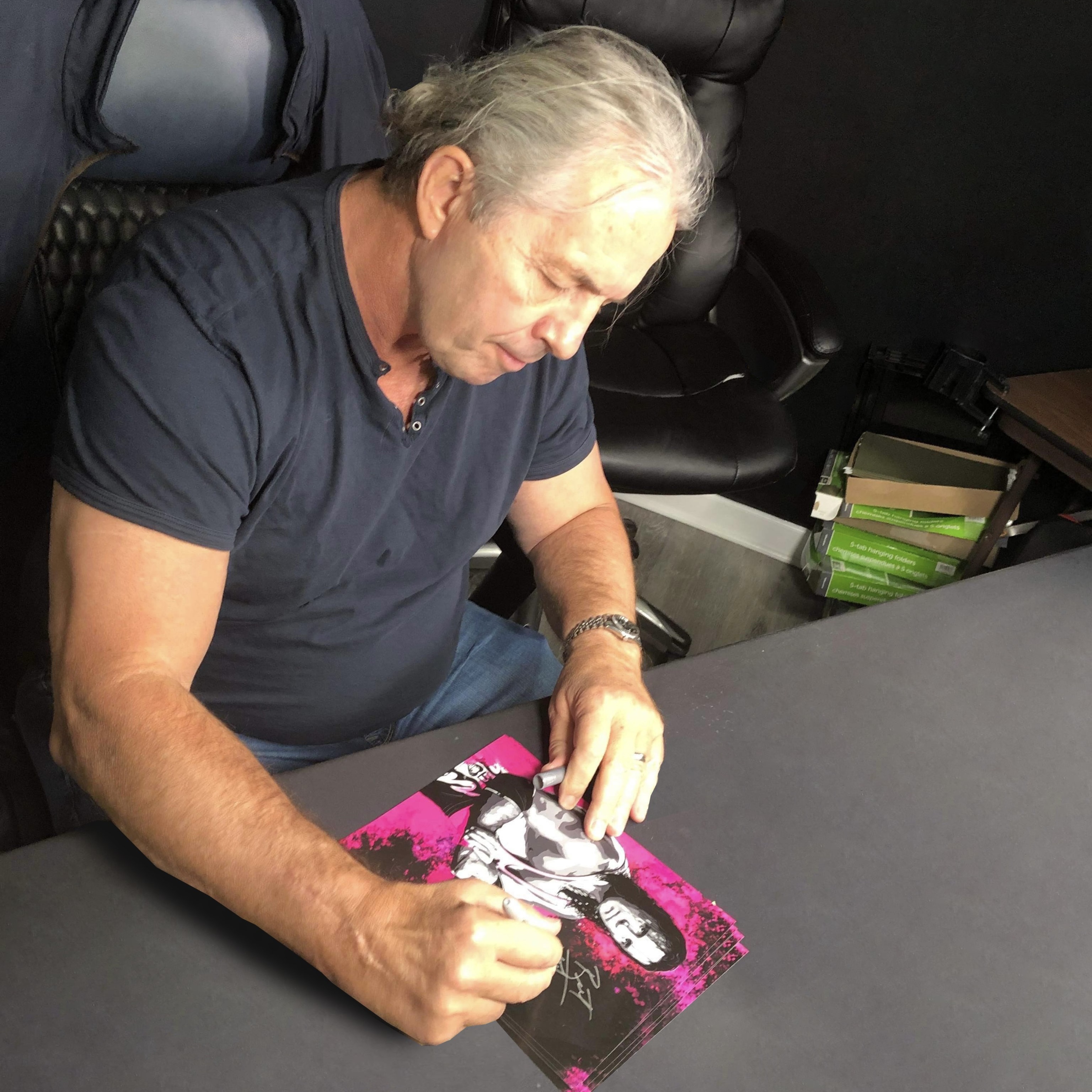 440-bret-hart-autograph-signature-signing-wrestle-crate-wwe-wwf-wcw-17698841508339.jpg