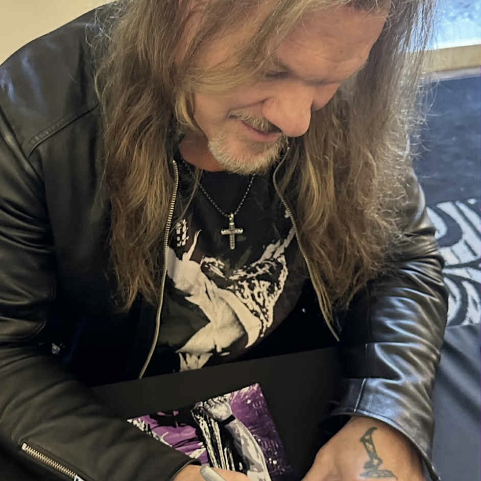 440-chris-jericho-autograph-signature-signing-wrestle-crate-wwe-aew-17698841476303.jpg