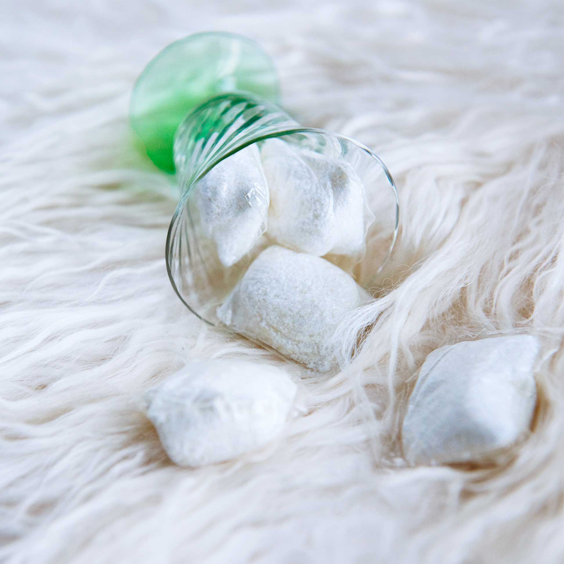 49-07-dropps-dishwasher-detergent-pods-1-op.jpg